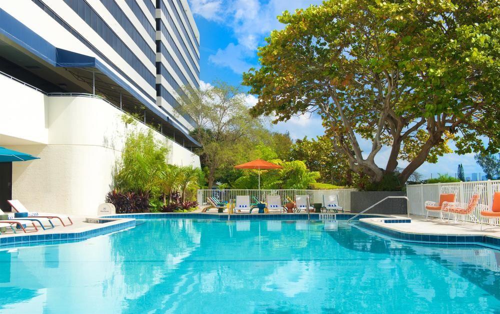 Sheraton Miami Airport Hotel And Executive Meeting Center Екстериор снимка