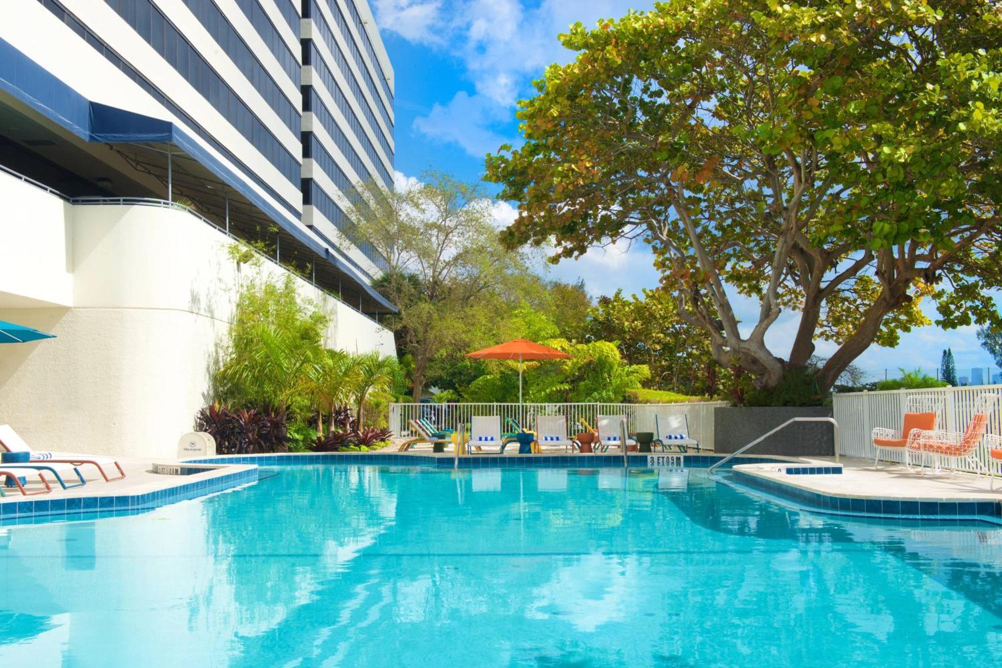 Sheraton Miami Airport Hotel And Executive Meeting Center Екстериор снимка