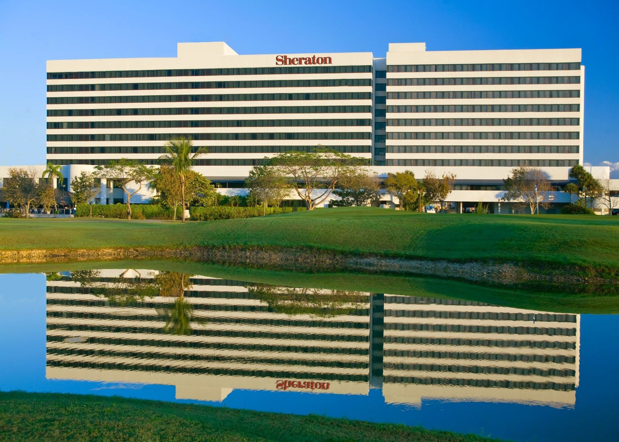 Sheraton Miami Airport Hotel And Executive Meeting Center Екстериор снимка